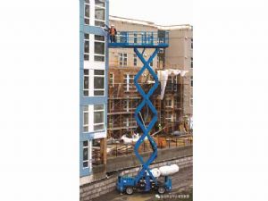 剪式高空作業車